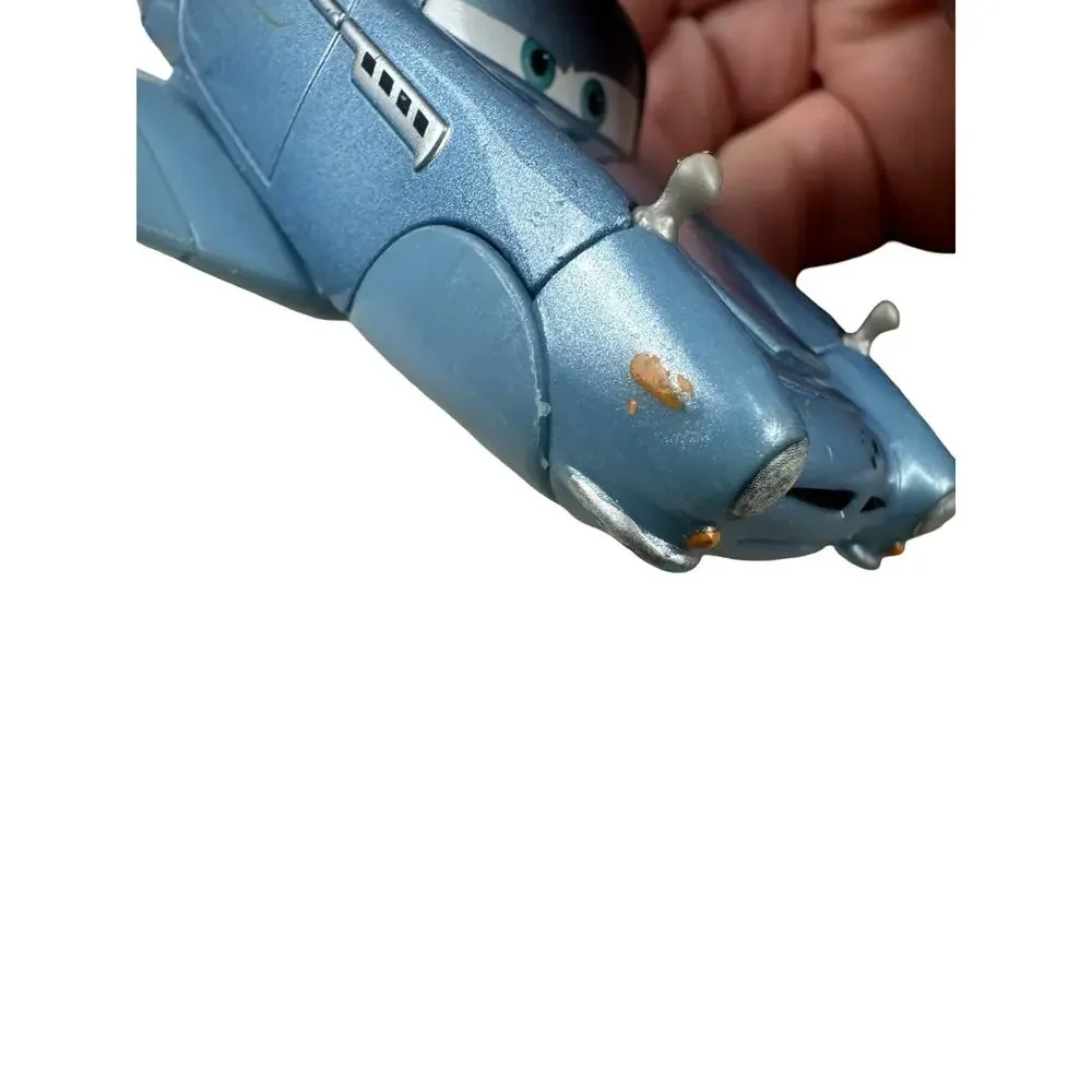 Disney Pixar Cars 2 FINN MCMISSILE SUB Spy Wings Diecast 1:55
